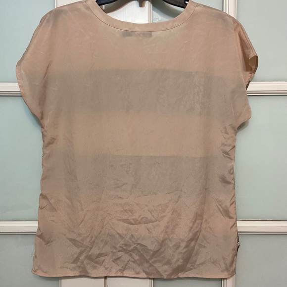 🌸 3 for $15 🌸 Pink/Champagne Striped Blouse - Picture 4 of 5